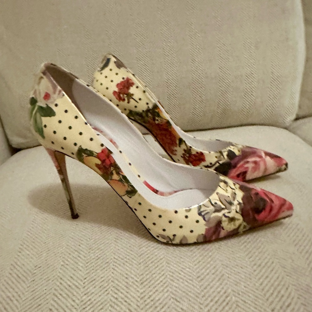 Dolce & Gabbana Floral Polka Dot Heels 40- Authenticated!